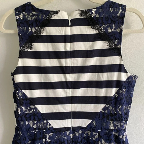 NWT RW&Co Cotton Blend Nautical Lace Striped Navy & White Cocktail Dress Size 6 - Picture 3 of 12